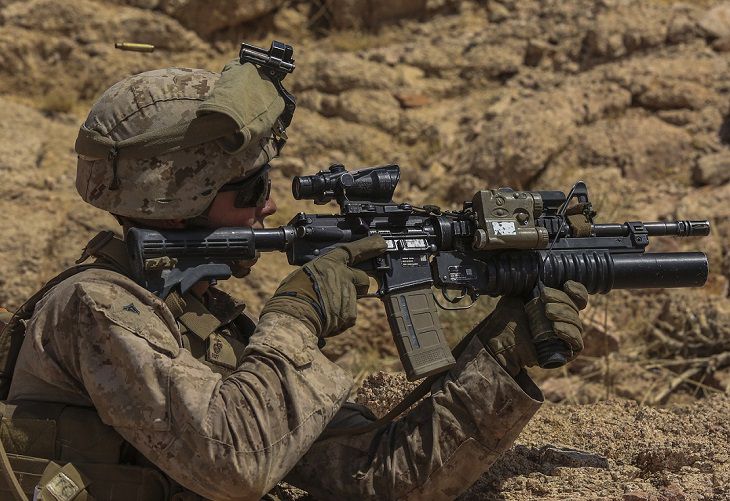 США и Сирия вступили в ожесточенные боестолкновения военные