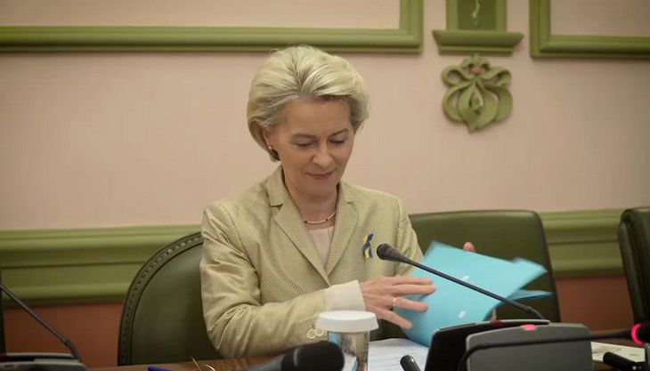 Глава Еврокомиссии раскрыла некоторые детали 12-го пакета антироссийских санкций Ляйен