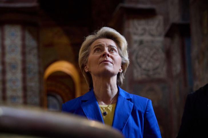 Фон дер Ляйен