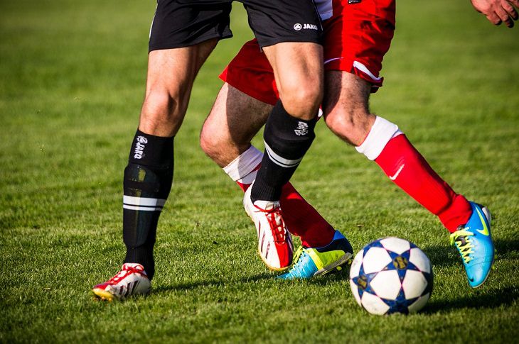 When sports actually damages your brain: A new study on soccer headers soccer