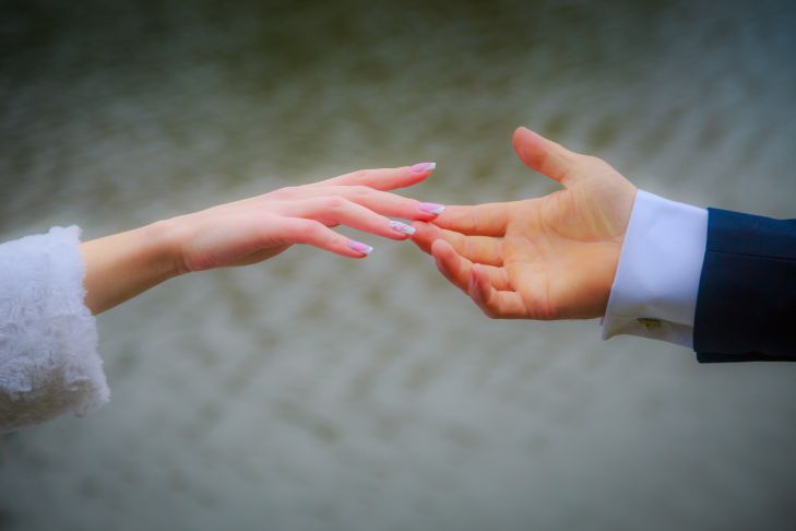 5 имен мужчин, которые являются хорошими мужьями руки