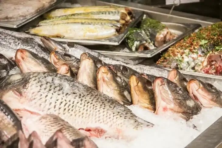 Как самостоятельно замариновать кильку: вкусное блюдо на новогодний стол Рыба