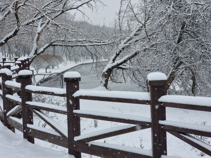 Народные приметы на 1 января 2024 года: о чем говорит снег в этот день снег