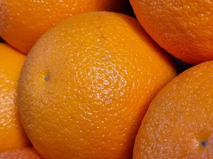 Диетолог объяснила, почему надо есть апельсины