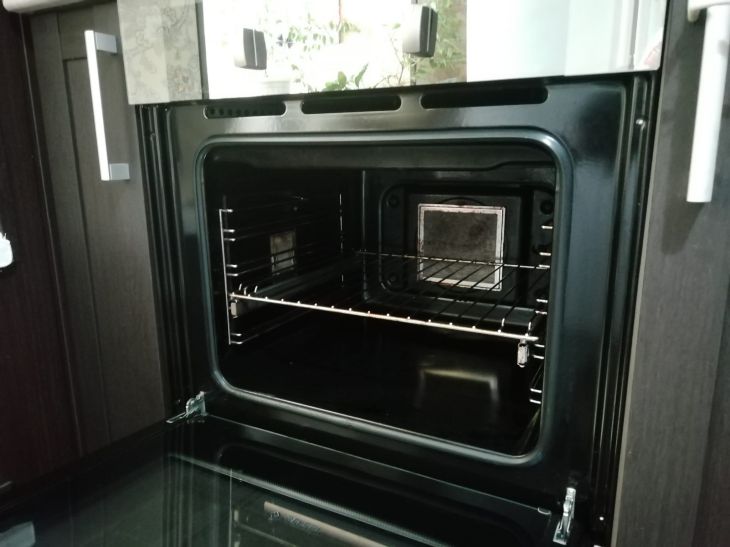 Как очистить противень до блеска: эффективный бабушкин метод Духовка