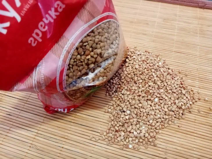 Варить не нужно: как приготовить вкусную и полезную гречку в термосе Гречка