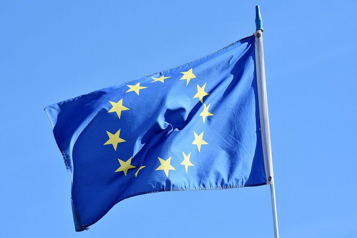Боррель: ЕС ввел санкции против «Алросы» и ее гендиректора