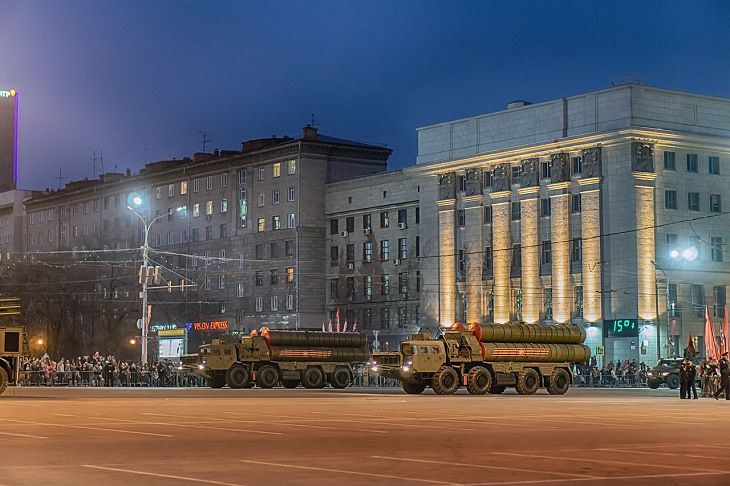 В Германии заявили, что НАТО готовится к войне с Россией военные