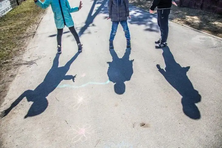 Как поладить с чужим ребенком: 5 советов, которые точно помогут найти общий язык Дети