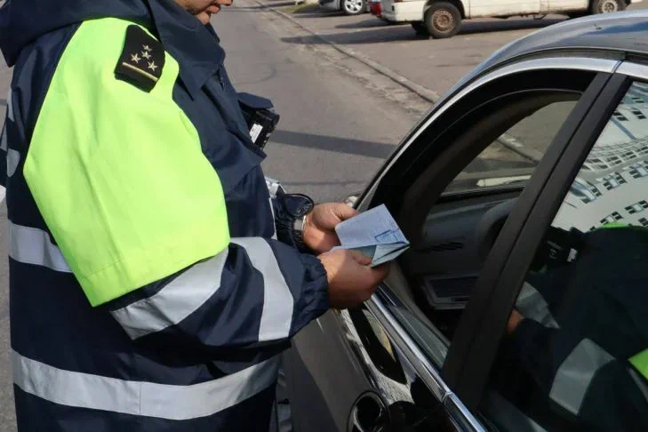 В Минске нетрезвый таксист вез пассажирку