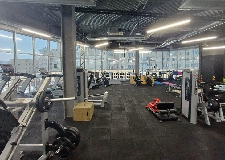 фитнес-клуб