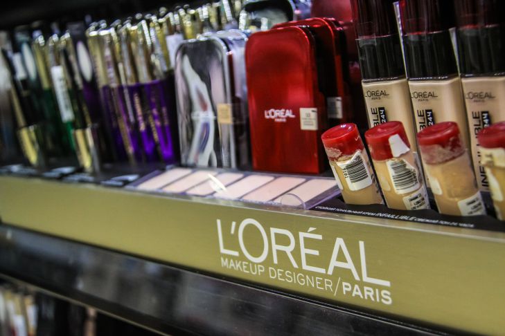 Почему не стоит следовать стандартам красоты: стилисты считают их злом – психологи подтверждают косметика