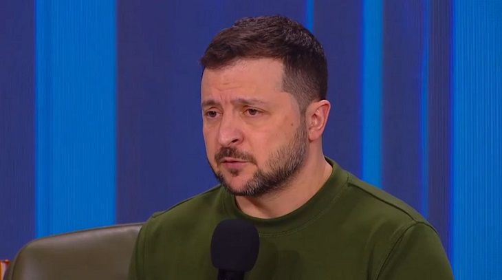 Зеленский заявил, что при личной встрече Путин призвал прекратить огонь Зеленский