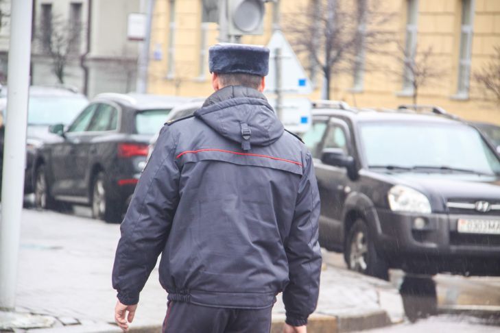 «Опасная и трудная профессия». Лукашенко обратился к белорусским милиционерам
