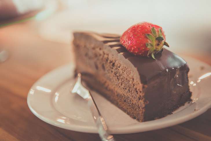How to stop overeating sweets: doctor's advice sweets