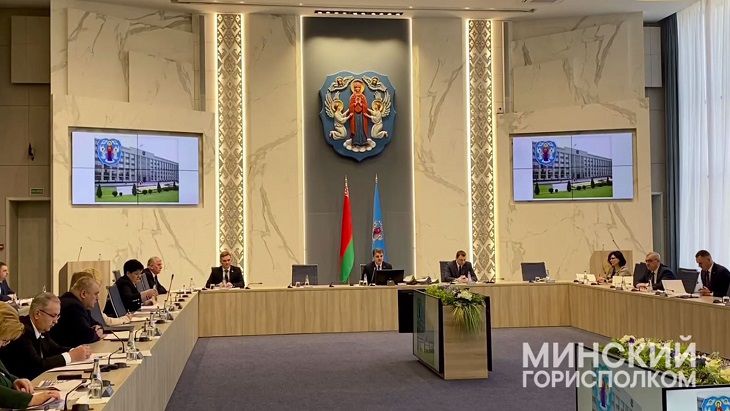 Мэр Минска рассказал, как должны работать журналисты и кому СМИ должны давать отпор