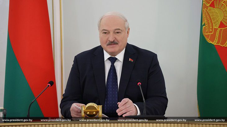 Лукашенко хочет обсудить с Путиным космические вопросы