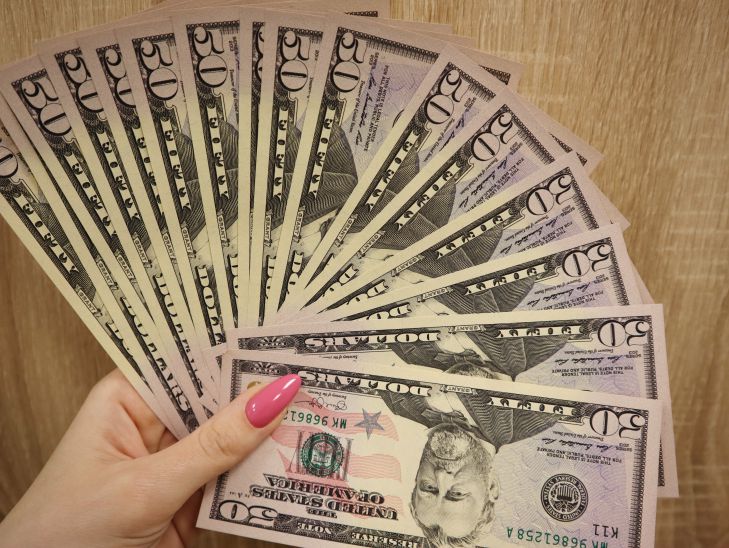 В Беларуси опять укрепился доллар. А вот что произошло с другими инвалютами 17 апреля