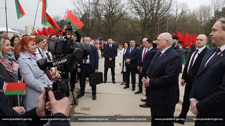 «Мы готовимся к войне». Лукашенко сделал важное заявление