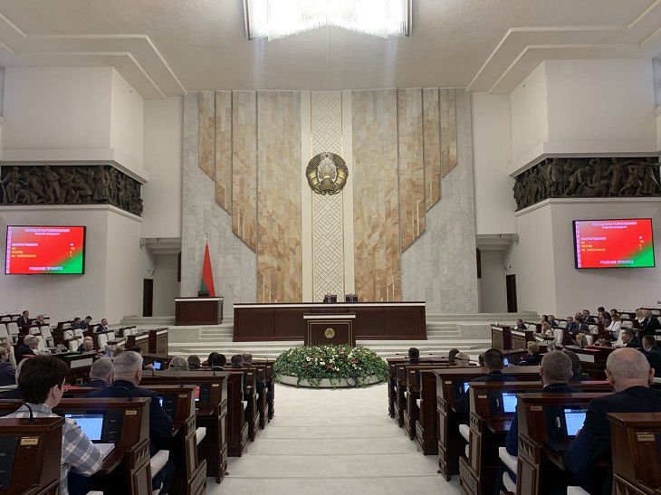 В Беларуси депутаты приняли проект закона о приостановке действия ДОВСЕ