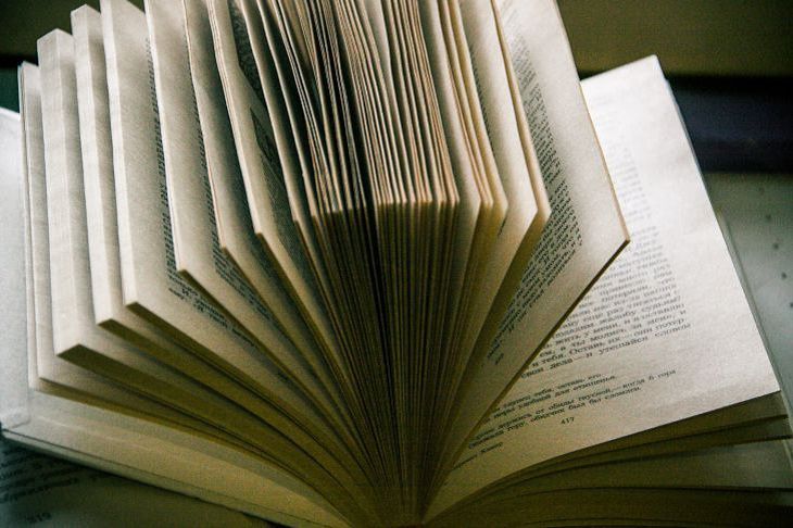 В СССР так обзывали тех, кто лез без очереди: сегодняшняя молодежь даже не поймет, о чем речь книга