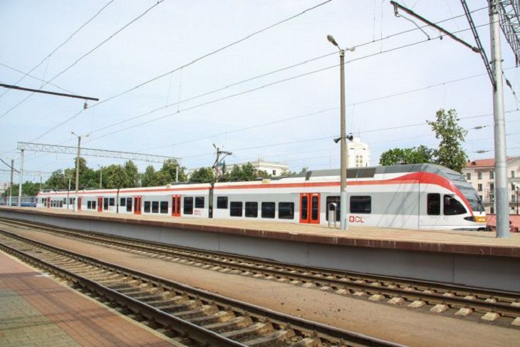 В Латвии заявили, что из-за санкций против РФ и Беларуси страна может остаться без поездов
