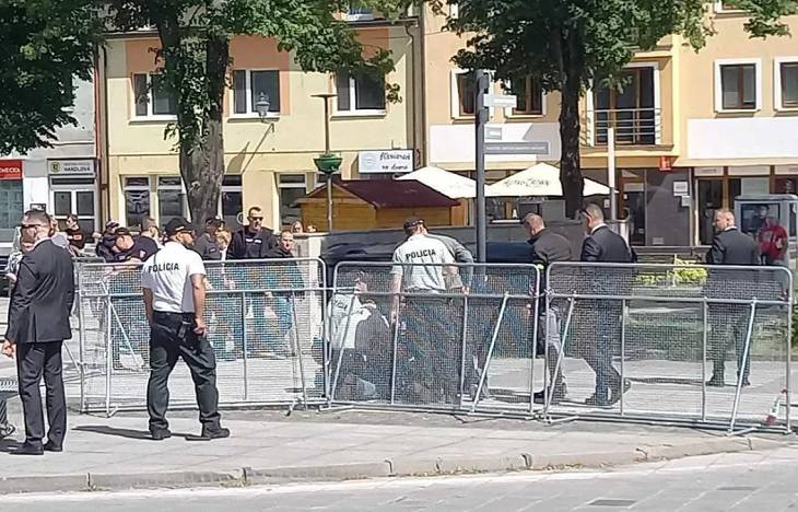 В премьера Словакии Фицо стреляли, он ранен Фото: соцсети