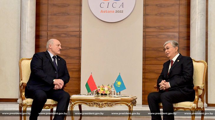 Лукашенко обратился к Президенту Казахстана