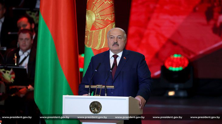 Президент Камеруна получил послание от Президента Лукашенко
