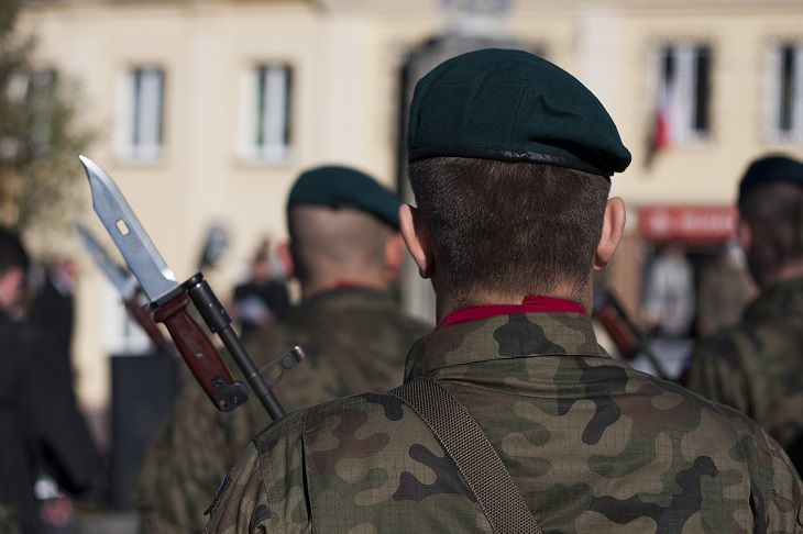 В Польше дважды опубликовали объявление о мобилизации в стране военные