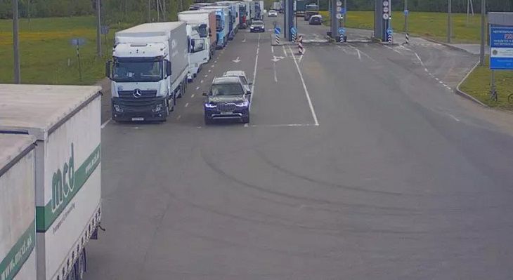 автомобиль