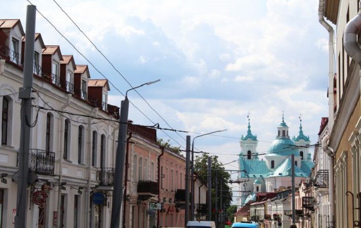 Сколько зарабатывают в городах Беларуси летом. Гродно – до 6 000 рублей город