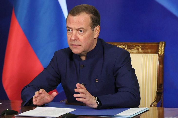 Медведев прокомментировал возможность переговоров по Украине Дмитрий Медведев