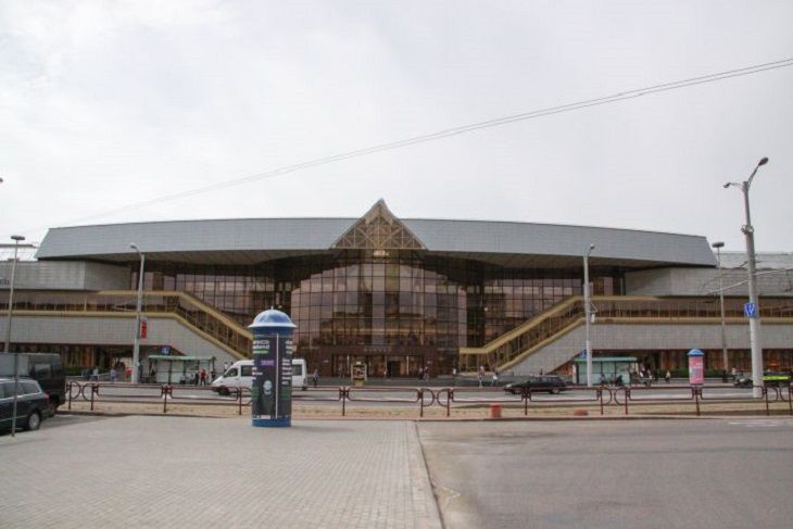 Мужчина залил три этажа главного ж/д вокзала Беларуси. Его накажут вокзал