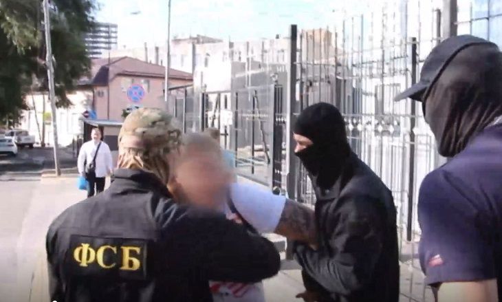 Сотрудницу воинской части Южного военного округа задержали – заподозрили в госизмене фсб