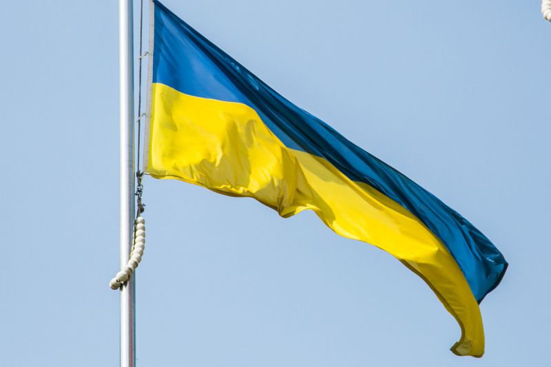 Экс-глава МВД Украины заявил, что Сырского отправят в отставку флаг