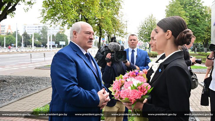 Лукашенко рассказал, как чувствует себя, когда его хвалят Лукашенко