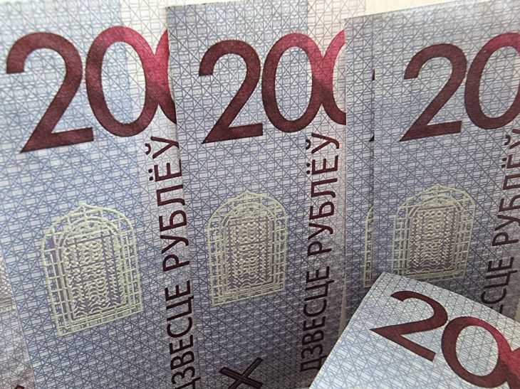 Белорус пополнил счета мошенников на 45 000 рублей, пытаясь обезопасить сбережения деньги
