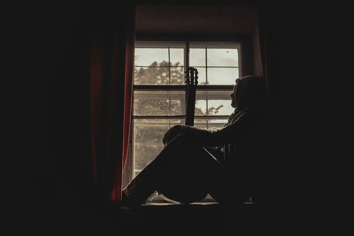 Почему люди действуют без оглядки на другого мужчина