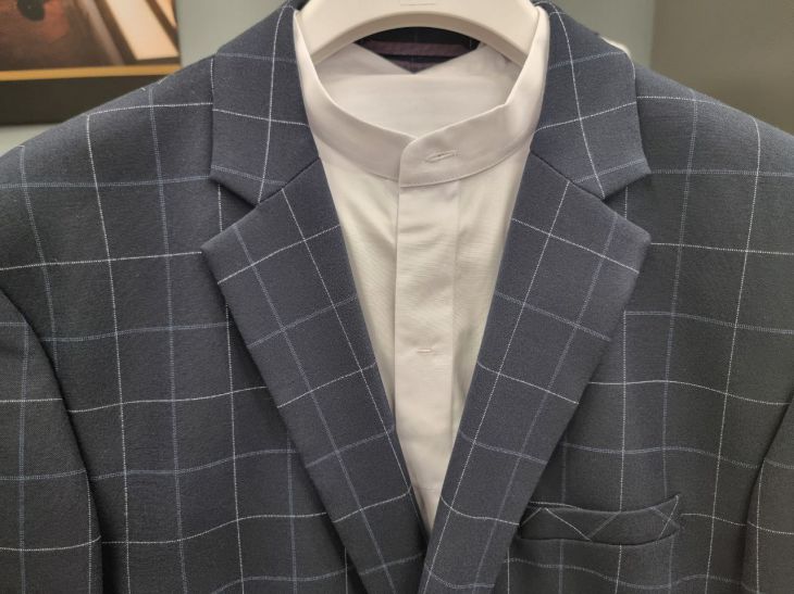 Какие привычки успешных людей стоит взять на заметку: мнение экспертов пиджак