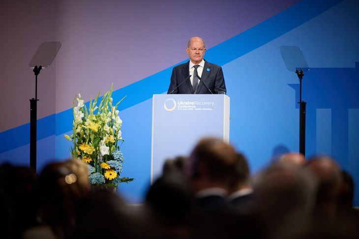 Шольц заявил о готовности обсудить с Путиным урегулирование в Украине Олаф Шольц