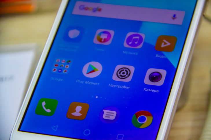 Как распознать мошенников по фразам: когда стоит сразу же завершить звонок смартфон