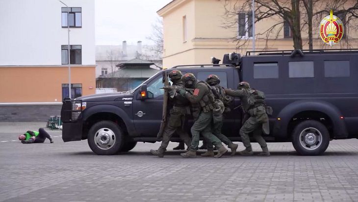 Спецтехника, перекрытие улиц. МВД предупредило белорусов об учениях с 19 по 22 ноября милиция