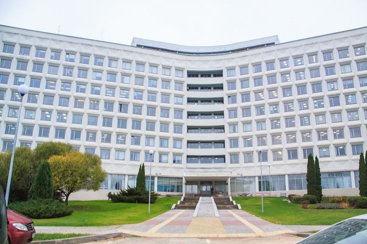 Кто и в каком объеме обязан уплачивать взносы в ФСЗН, рассказали в Минтруда Минтруда