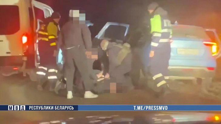 Белорусский ОМОН задержал трех иностранцев: им грозит до 15 лет тюрьмы люди