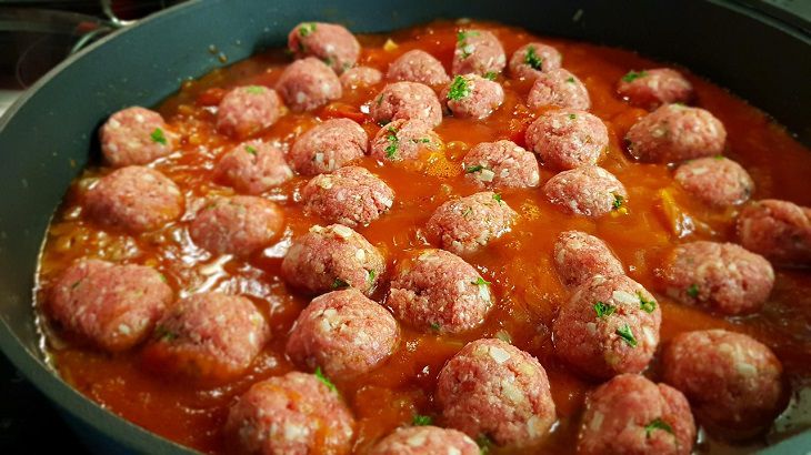 Мясной колобок, а внутри – сюрприз. Готовим любимое шотландцами блюдо еда