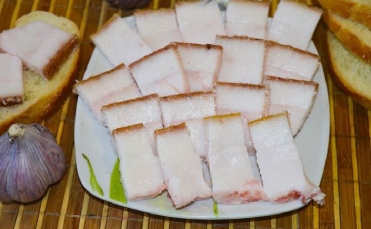 Удивятся многие. Как свиное сало влияет на людей, занимающихся физическим трудом сало