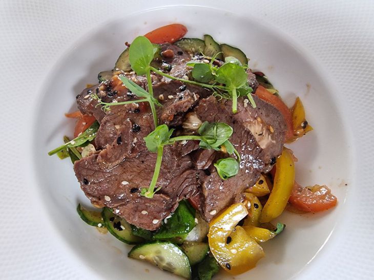 Что скрывают азиатские повара? Ингредиент, который делает жаркое ароматнее мясо