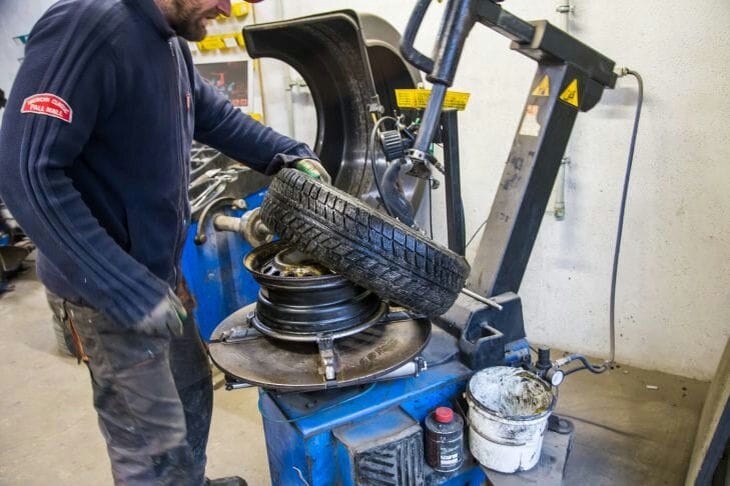 Автомеханик