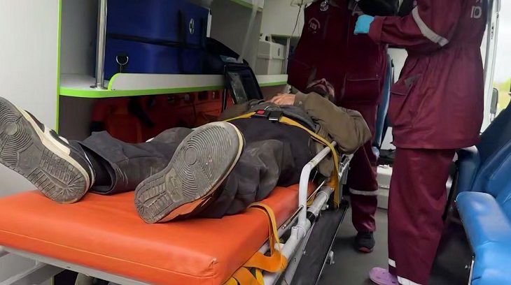 Белорусские пограничники нашли выброшенного из соседней страны избитого беженца мужчина